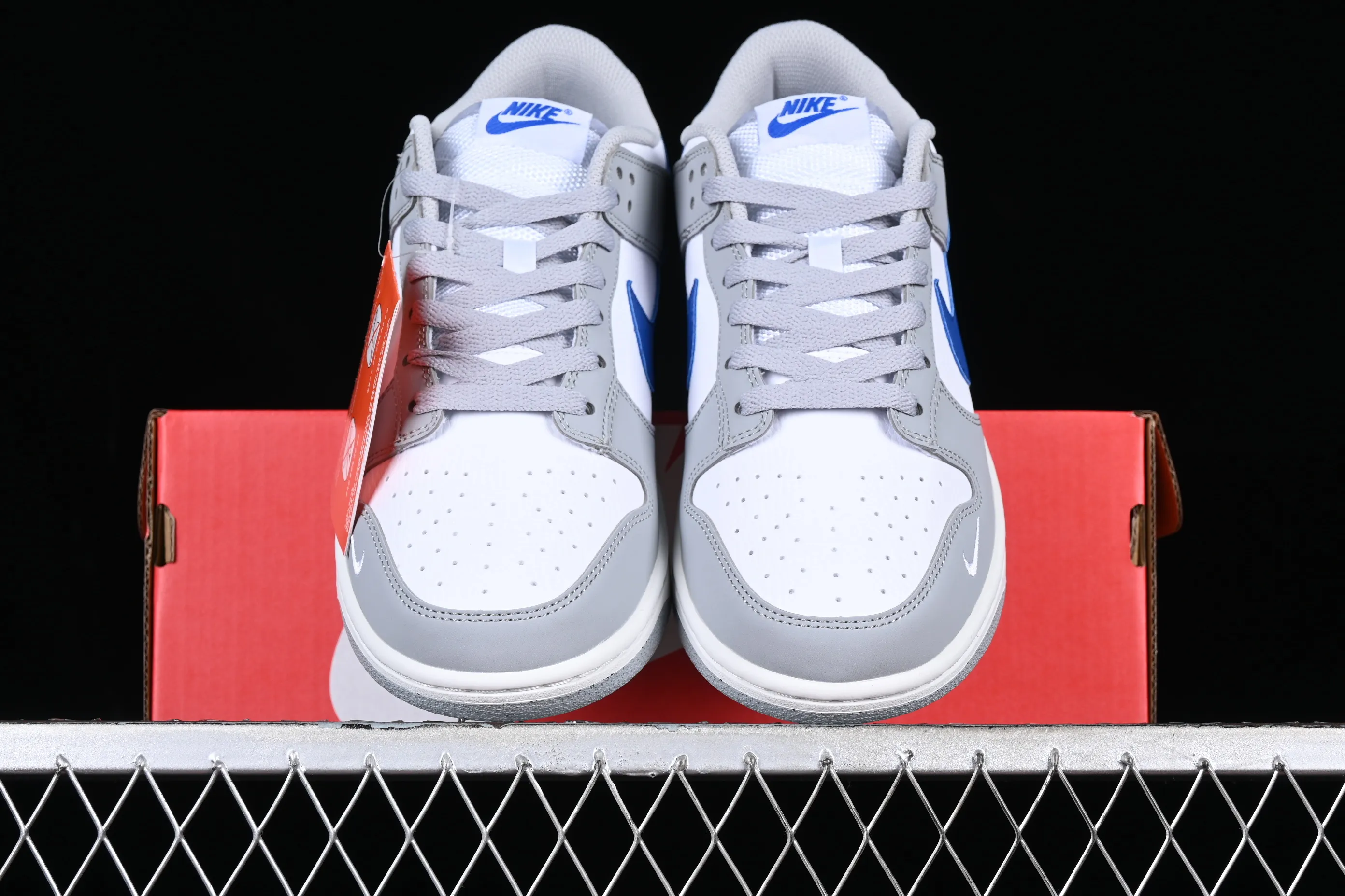 All categories Nk SB Dunk series Nk SB Dunk Low low-top sneakers Nk Dunk Low "Grey Royal Blue" white gray blue low-top casual sports skateboard shoes FN3878-001